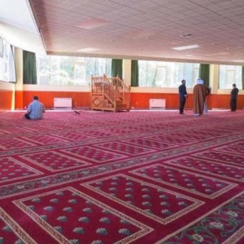Mosque-Carpet-Installation-Abu-Dhabi