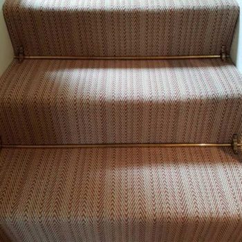 stair-carpet-with-stair-rods-abu-dhabi