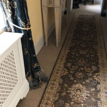 persian-rugs-runner-on-sisal-carpets-for-interior-styling