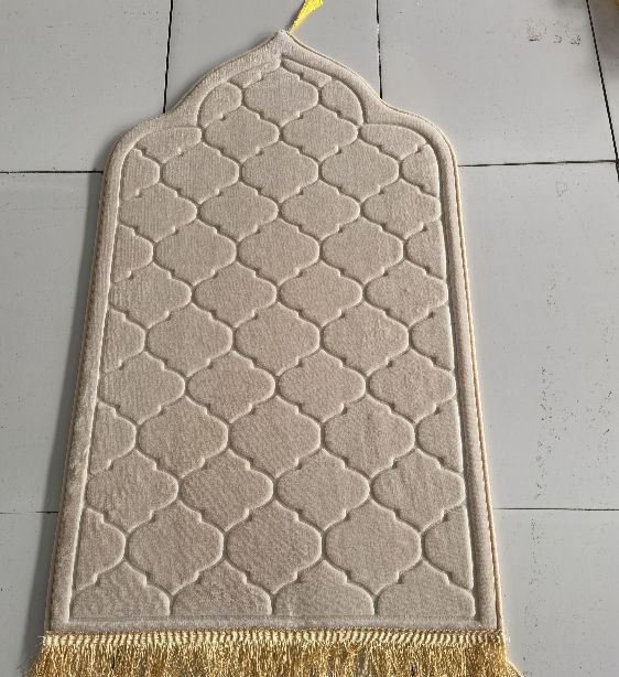 Modern Mosque Carpets in Dubai