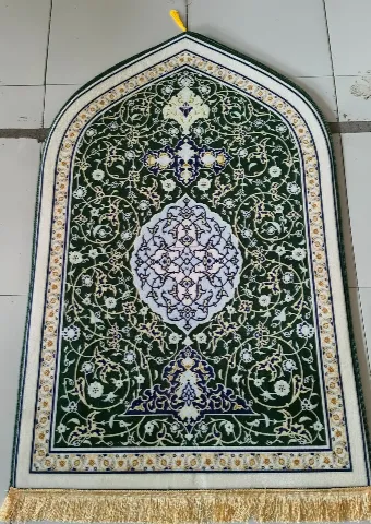Travel Prayer Mat in Ajman
