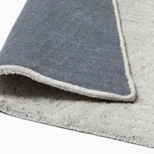 Smoth Rug Soft and Stylish Smooth Wool Rug for Modern Rooms