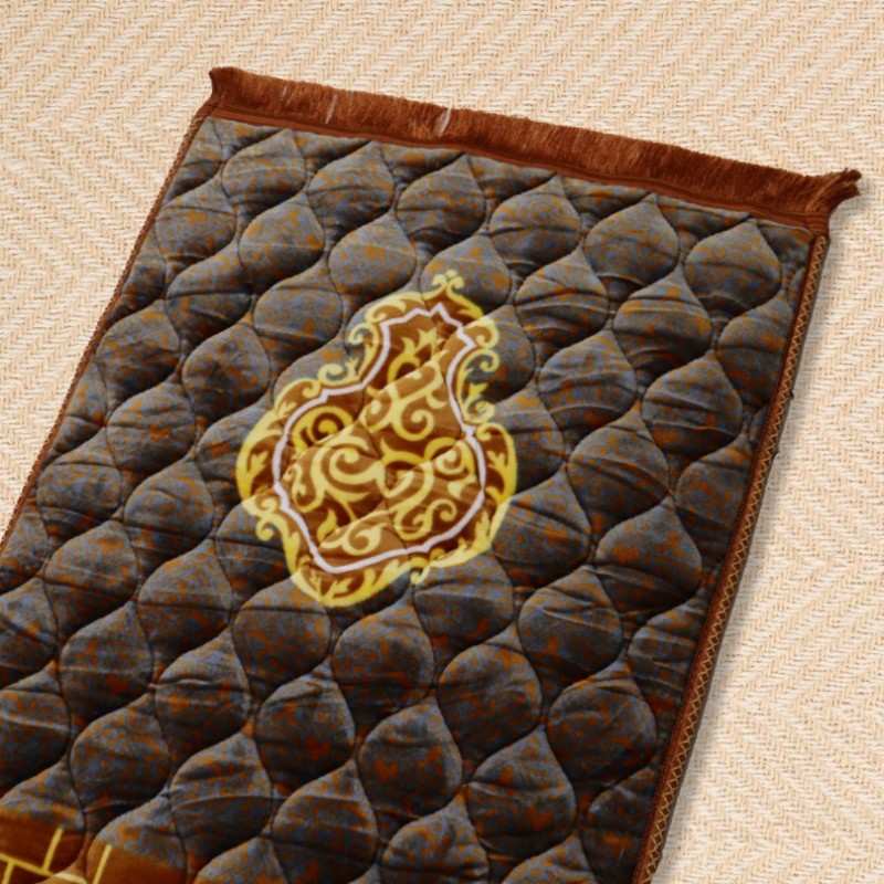Kiswah Printed Prayer Mat Close